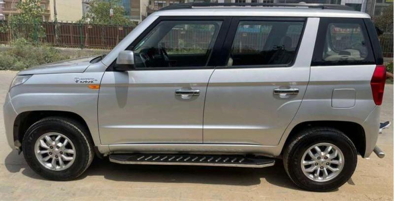 Mahindra TUV300 T8 2016