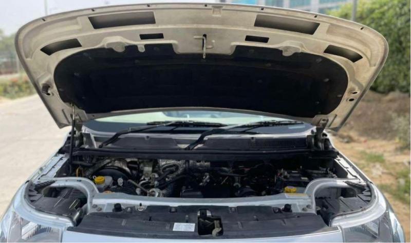 Mahindra TUV300 T8 2016