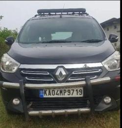 Renault Lodgy 110 PS RXZ 7 STR 2015
