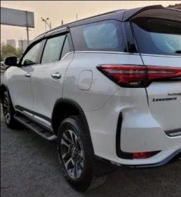 Toyota Fortuner 2.8 4x2 MT BS6 2021