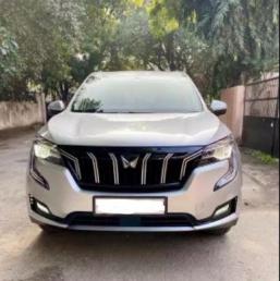 Mahindra XUV700 AX 7 Petrol AT 7 STR 2022