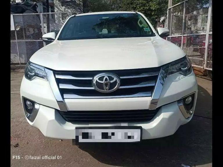 Toyota Fortuner 2.5 4x2 MT TRD Sportivo 2018