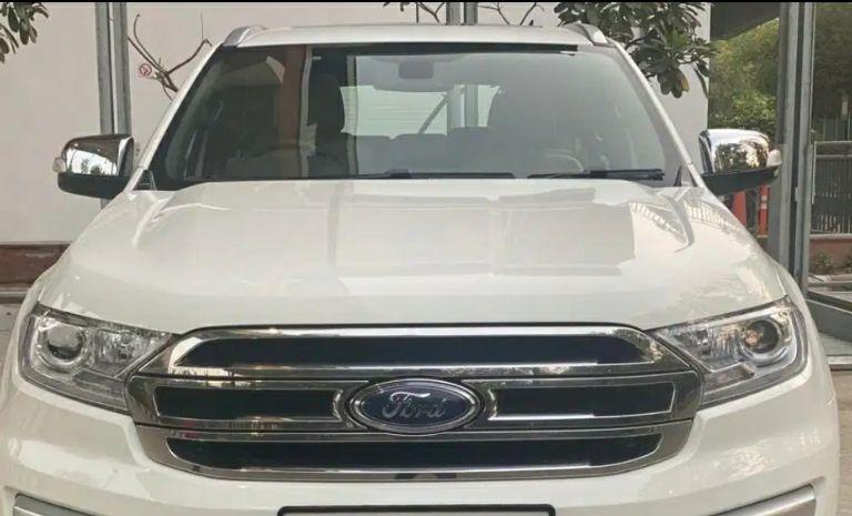 Ford Endeavour Titanium 3.2 4x4 AT 2017