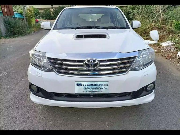 Toyota Fortuner 2.5 4x2 MT TRD Sportivo 2018