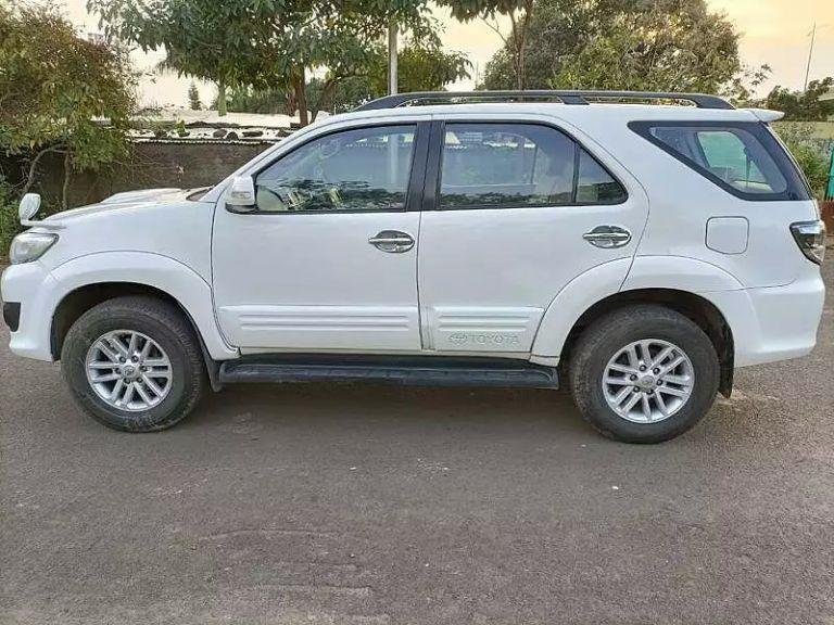 Toyota Fortuner 2.5 4x2 MT TRD Sportivo 2018