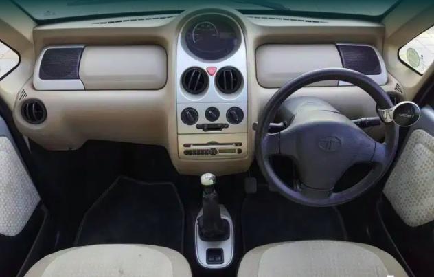 Tata Nano LX 2013