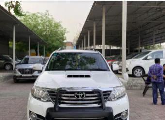 Toyota Fortuner 3.0 4x2 MT 2015