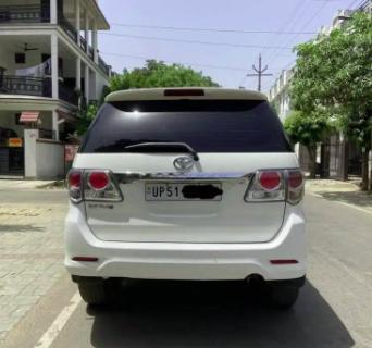 Toyota Fortuner 2.8 4x2 MT 2014