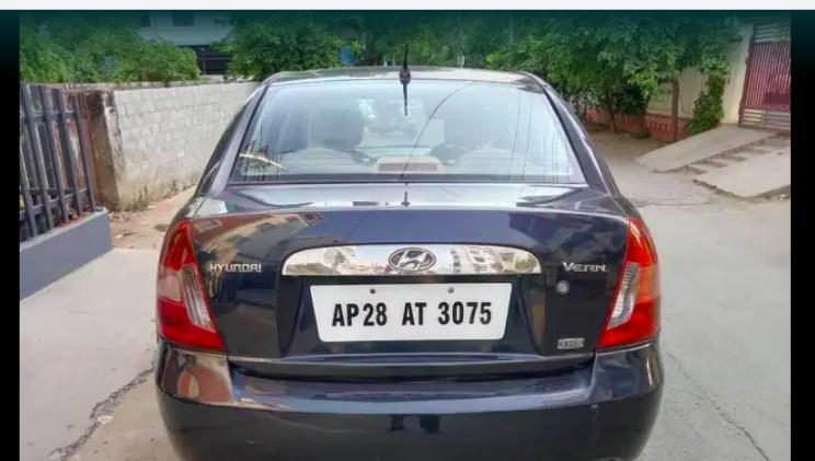 Hyundai Verna VGT CRDI 1.5 2006