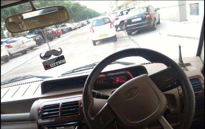 Mahindra Bolero SLX 2011