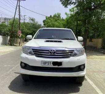 Toyota Fortuner 2.8 4x2 MT 2014