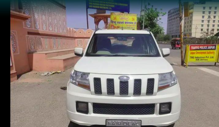 Mahindra TUV300 T8 2016