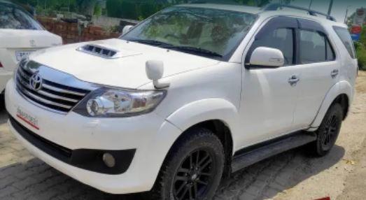 Toyota Fortuner 3.0 4x2 MT 2013
