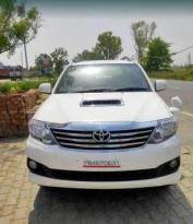 Toyota Fortuner 3.0 4x2 MT 2013