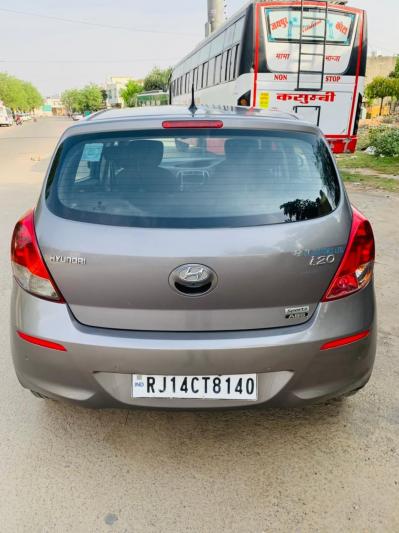 Hyundai i20 sportz ABS 2013