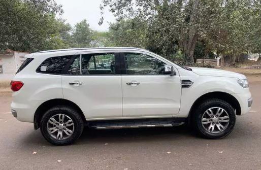 Ford Endeavour Titanium 3.2 4x4 AT 2017
