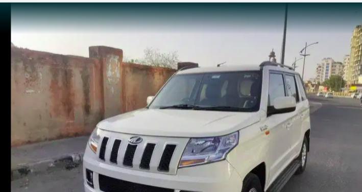 Mahindra TUV300 T8 2016