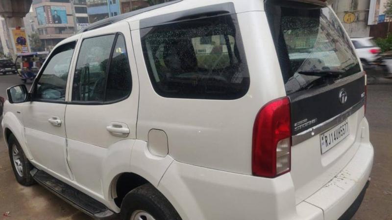 Tata Safari Storme 2.2 EX 4X2 2015
