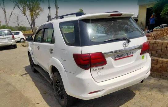 Toyota Fortuner 3.0 4x2 MT 2013