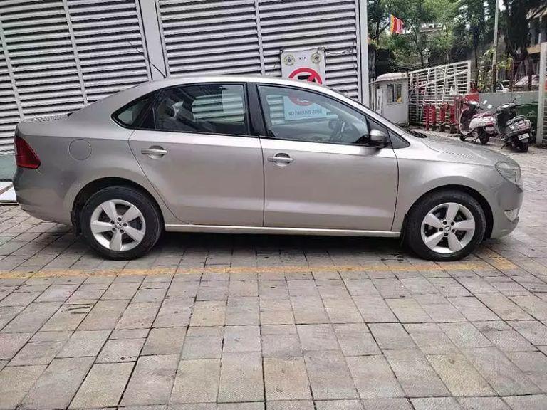 Skoda Rapid 1.5 TDI STYLE MT 2018