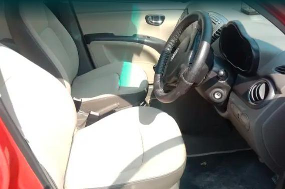 Hyundai i10 Sportz 1.2 2011