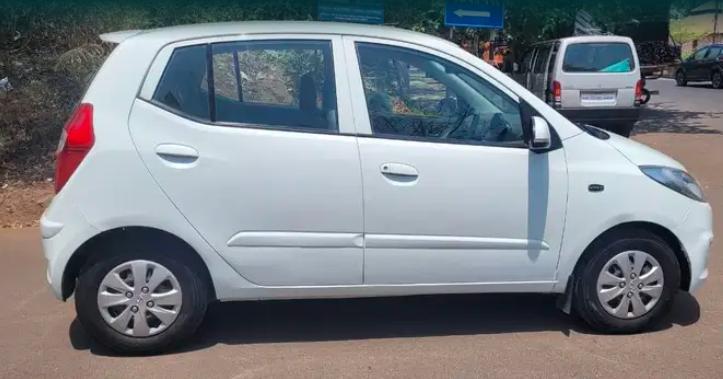 Hyundai i10 Sportz 1.2 AT Kappa2 2011