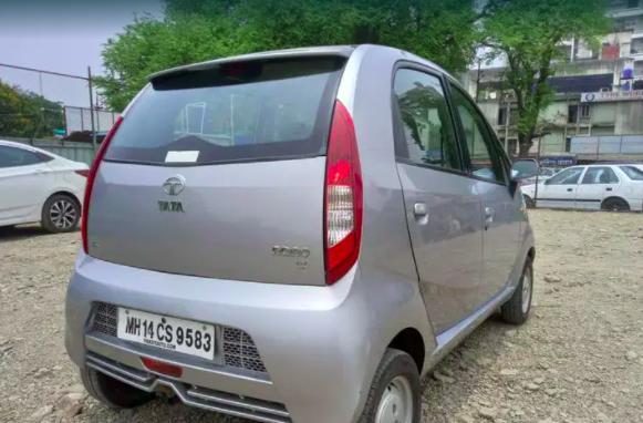 Tata Nano LX 2011