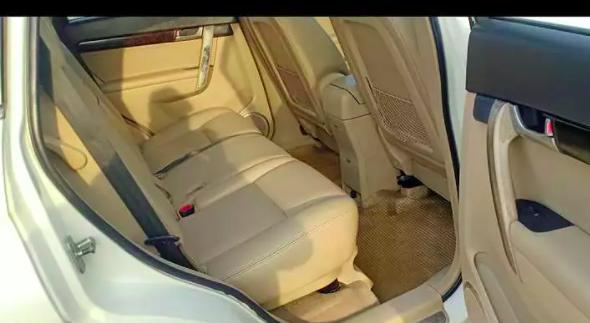 Chevrolet Captiva LTZ AWD AT 2010