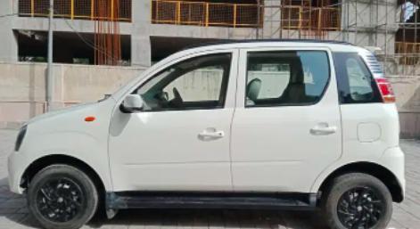 Mahindra Quanto C2 2013
