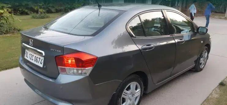 Honda City S i-VTEC 2009