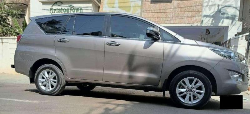 Toyota Innova Crysta 2.4 G 8 STR BS6 2020