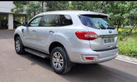 Ford Endeavour Titanium 3.2 4x4 AT 2017