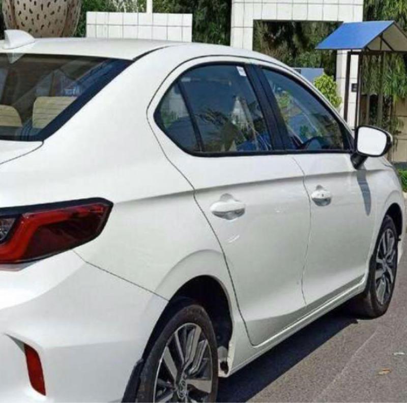 Honda City 5th Generation ZX Petrol 2022