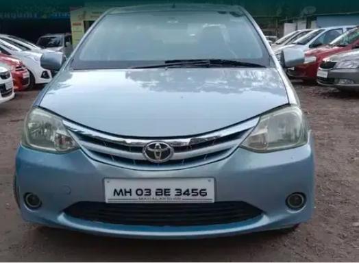 Toyota Etios V 2012