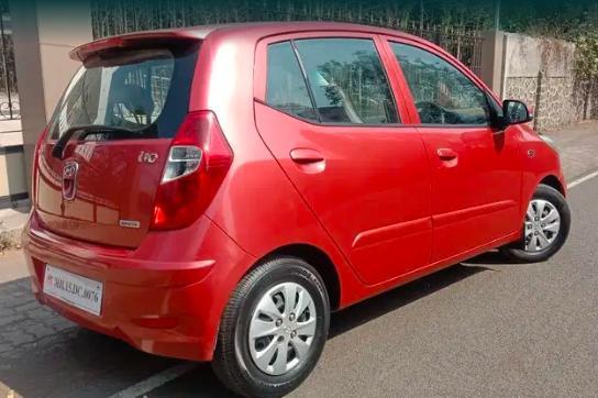 Hyundai i10 Sportz 1.2 2011