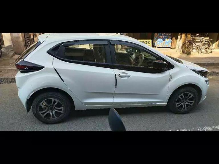 Tata Altroz XT Petrol 2020