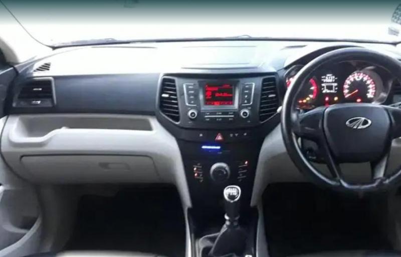 Mahindra XUV300 W6 Petrol BS6 2020