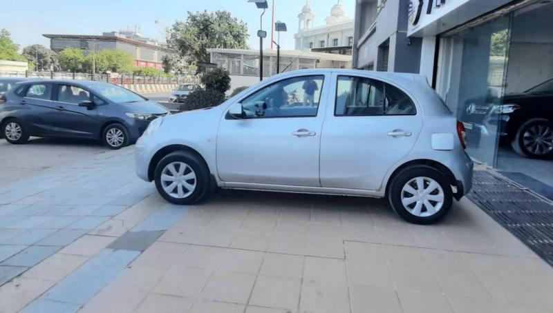 Nissan Micra XV PETROL 2011