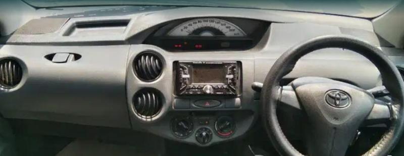 Toyota Etios GD 2013