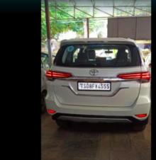 Toyota Fortuner 2.8 4x2 MT 2018