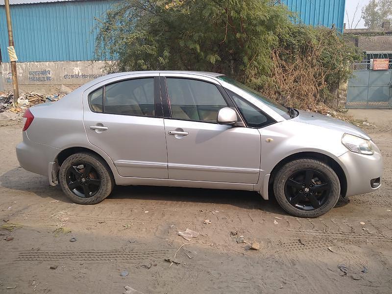 Maruti Suzuki SX4 ZXi 2011