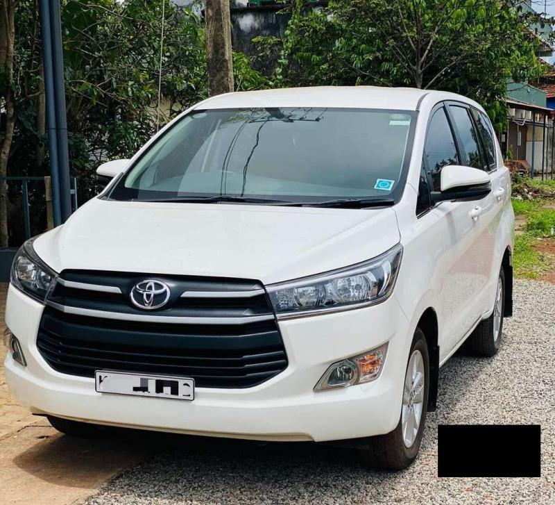 Toyota Innova Crysta 2.4 ZX AT 7 STR 2022