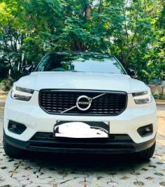 Volvo XC40 D4 R-Design 2019