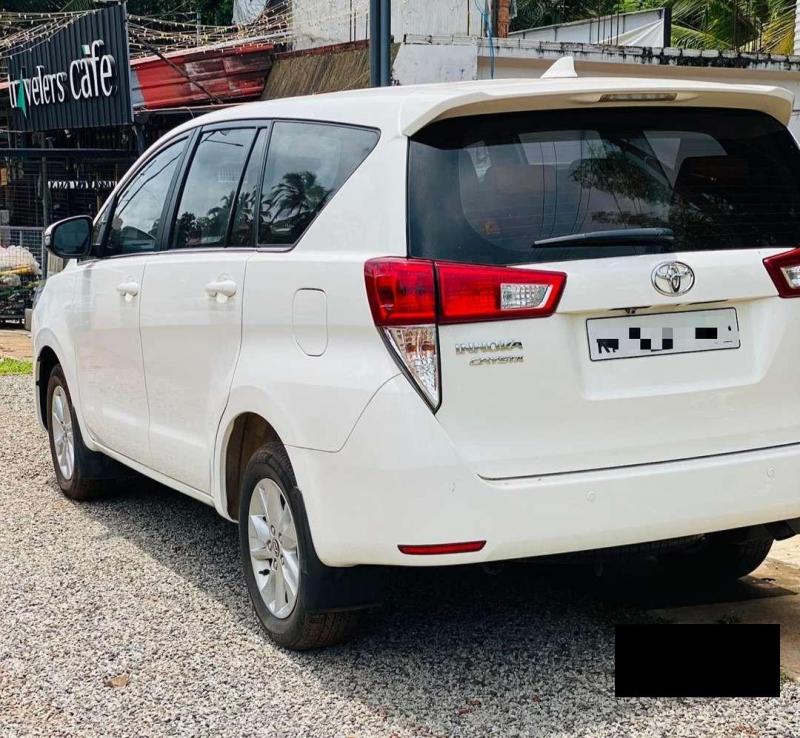 Toyota Innova Crysta 2.4 ZX AT 7 STR 2022