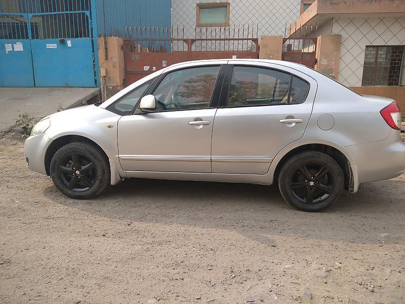 Maruti Suzuki SX4 ZXi 2011