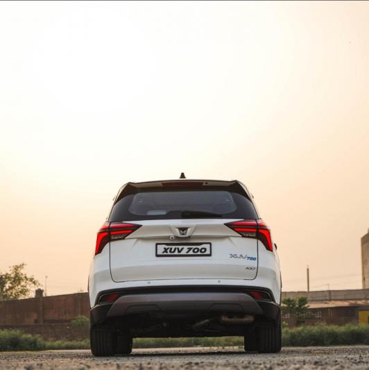 Mahindra XUV700 AX7 DIESEL AT 7 STR 2022
