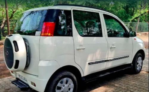 Mahindra Quanto C6 2015