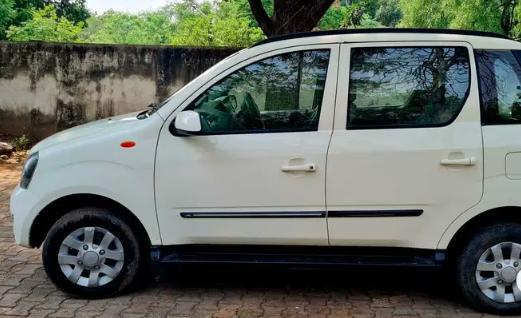 Mahindra Quanto C6 2015