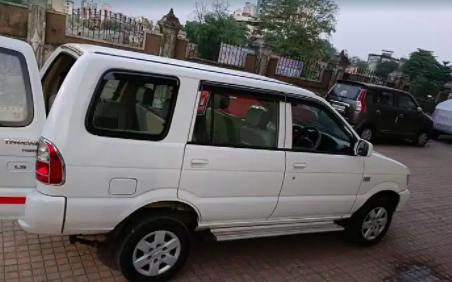 Chevrolet Tavera NEO 3 10 STR BS III 2016