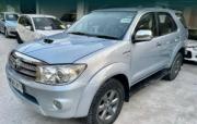 Toyota Fortuner 3.0 4X4 MT 2010